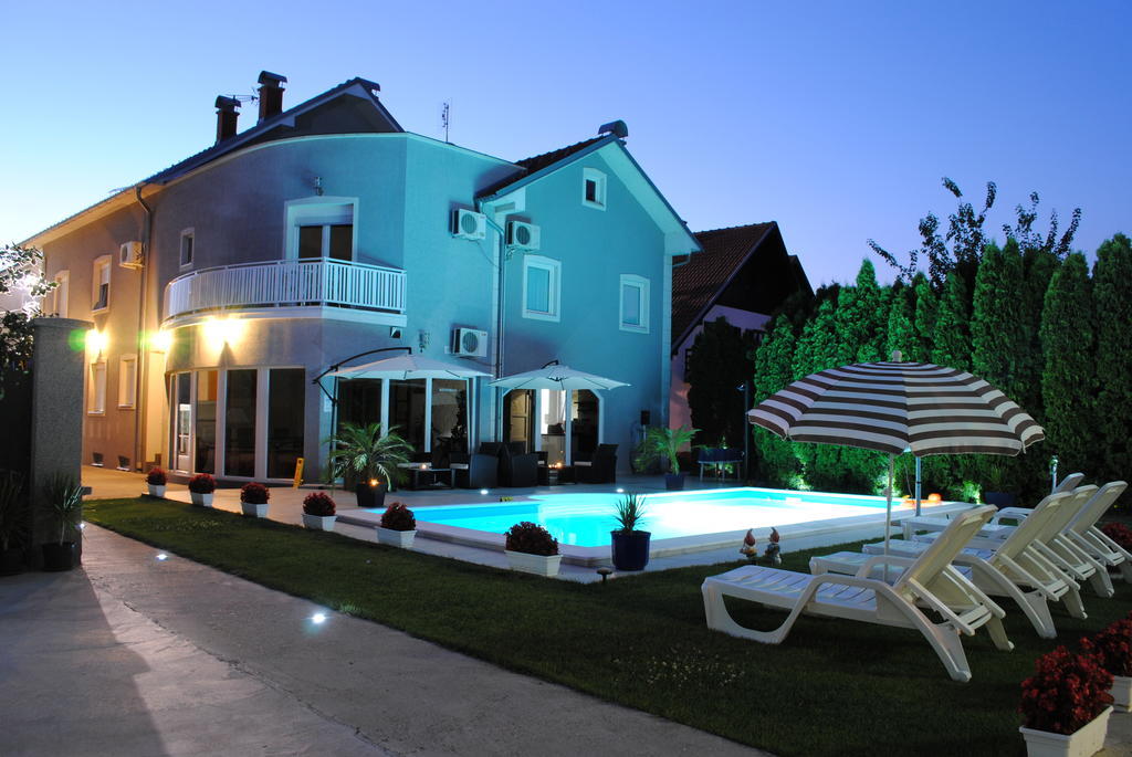 Vila Delux Negotin Kültér fotó
